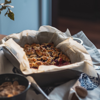 Plum & Shiraz Gin Crumble