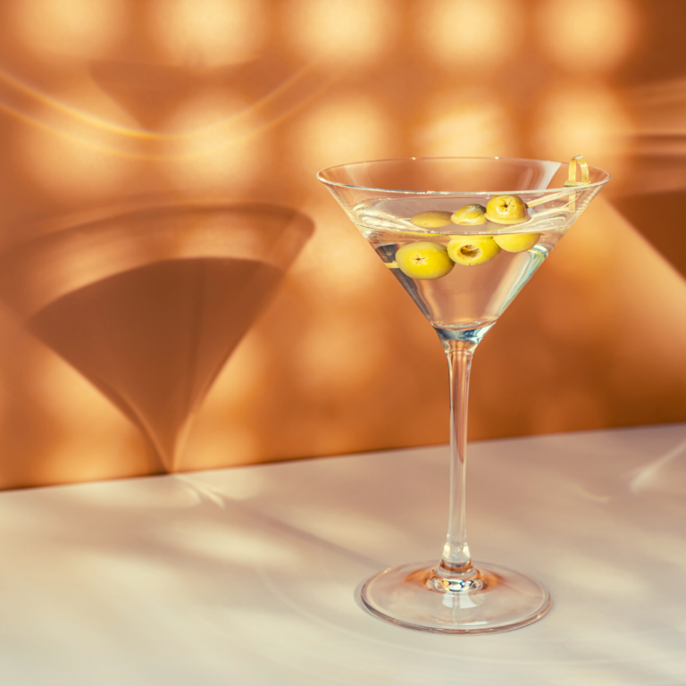 dirty-martini-cocktail-recipe-barossa-distilling-co